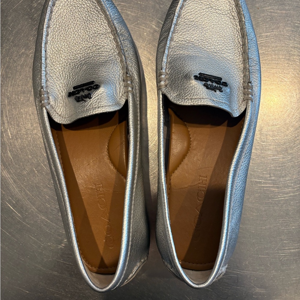 Coach Women's Mary Lock Up Metallic Tumbled Silver Loafers